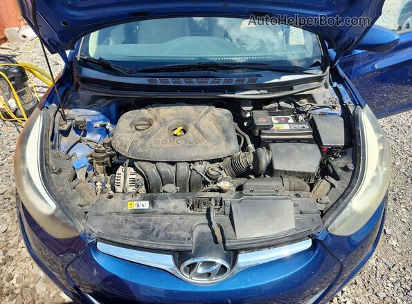 5NPDH4AEXGH761384 2016 HYUNDAI ELANTRA Blue Rear interior view