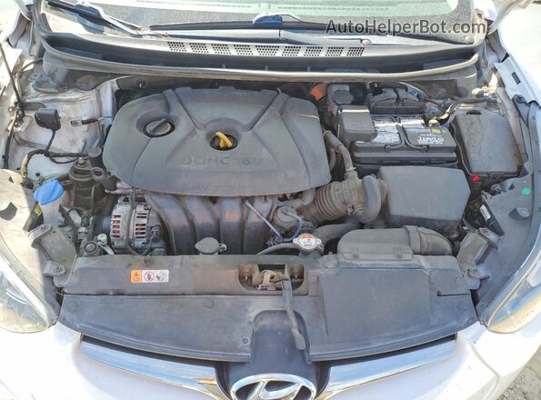 5NPDH4AEXGH787001 2016 HYUNDAI ELANTRA White უკანა სალონის ხედი