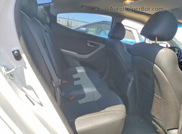 5NPDH4AEXGH787001 2016 HYUNDAI ELANTRA White უკანა სავარძლების ხედი