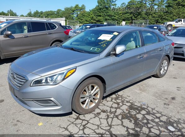 5NPE24AF0HH555197 2017 HYUNDAI SONATA Gray Front left