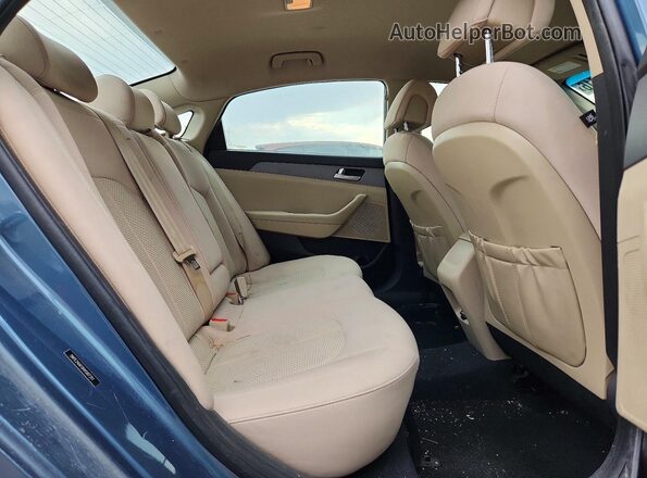5NPE24AF0HH587311 2017 HYUNDAI SONATA Teal Vista de los asientos traseros