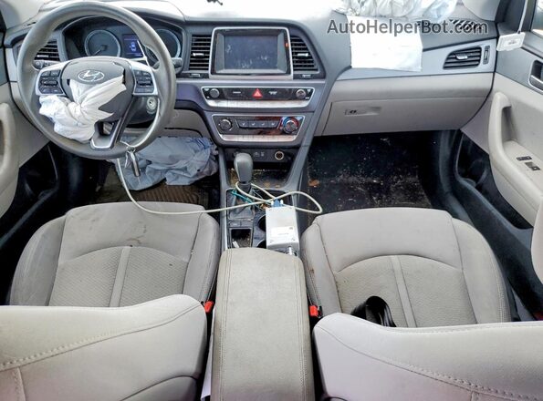 5NPE24AF0KH812575 2019 HYUNDAI SONATA Red Вид панелі приладів