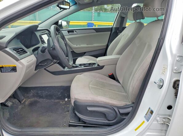 5NPE24AF1GH341446 2016 HYUNDAI SONATA White Widok wnętrza z przodu