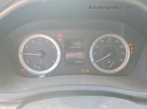 5NPE24AF1JH725413 2018 HYUNDAI SONATA Gray Widok zestawu wskaźników