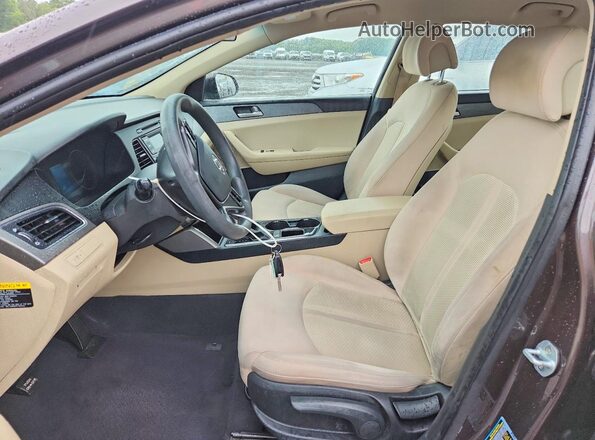 5NPE24AF2HH491759 2017 HYUNDAI SONATA Brown Vista interior delantera