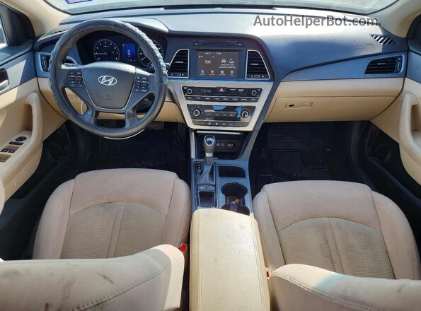 5NPE24AF2HH569604 2017 HYUNDAI SONATA Blue Вид панелі приладів