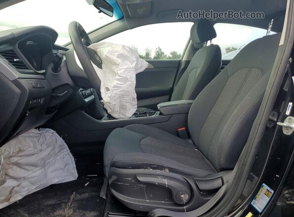 5NPE24AF2KH747390 2019 HYUNDAI SONATA Черный Вид салона спереди