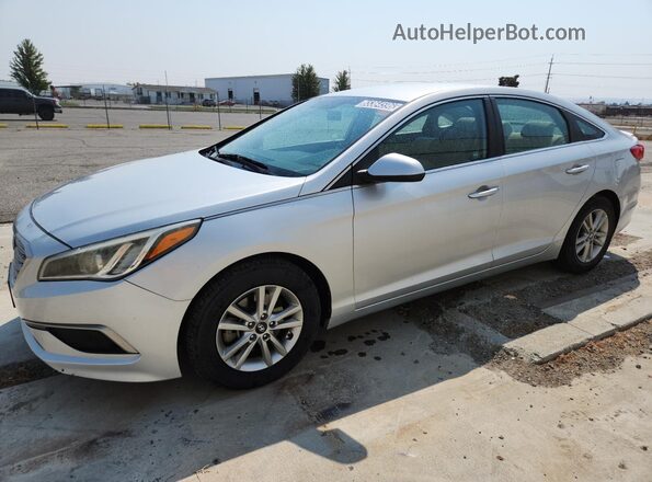 5NPE24AF4HH471223 2017 HYUNDAI SONATA Silver Սալոնի 360 աստիճան տեսք