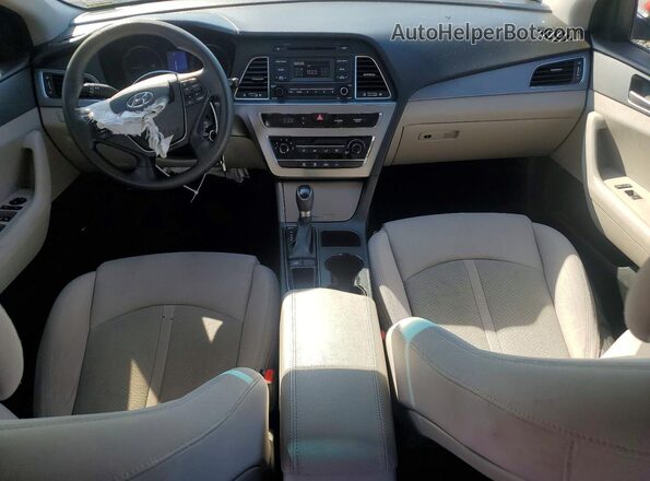 5NPE24AF5HH448890 2017 HYUNDAI SONATA Red Vista del salpicadero