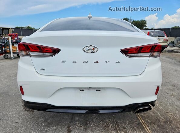 5NPE24AF5JH678659 2018 HYUNDAI SONATA White Widok z tyłu