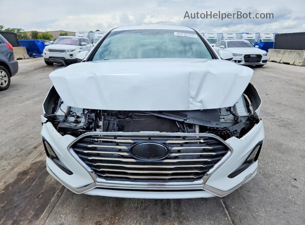 5NPE24AF5JH678659 2018 HYUNDAI SONATA White Widok z przodu