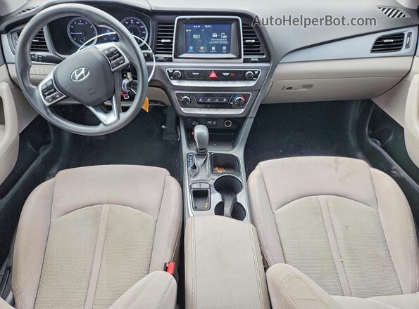 5NPE24AF6JH617739 2018 HYUNDAI SONATA White Vista del salpicadero