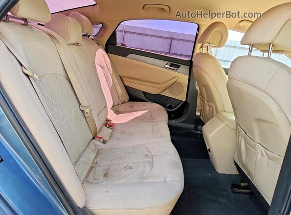 5NPE24AF7HH530314 2017 HYUNDAI SONATA Blue Widok tylnych siedzeń