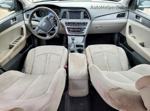 5NPE24AF9HH501042 2017 HYUNDAI SONATA Black Вид панелі приладів