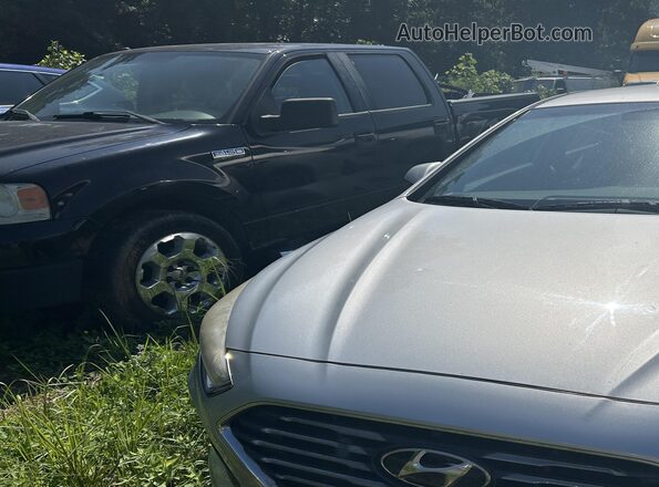 5NPE24AF9JH618383 2018 HYUNDAI SONATA  Front view