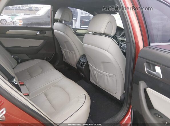 5NPE34AB0HH579056 2017 HYUNDAI SONATA Red VIN sticker view