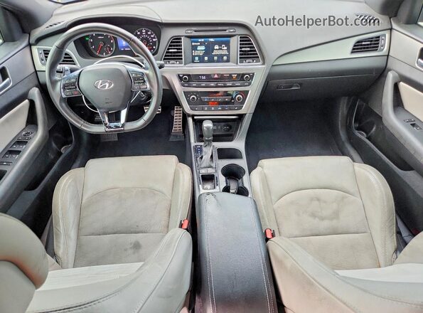 5NPE34AB8HH558178 2017 HYUNDAI SONATA Blue Widok deski rozdzielczej