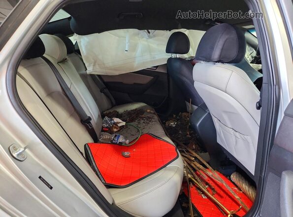 5NPE34ABXHH537266 2017 HYUNDAI SONATA Серебряный Вид задних сидений