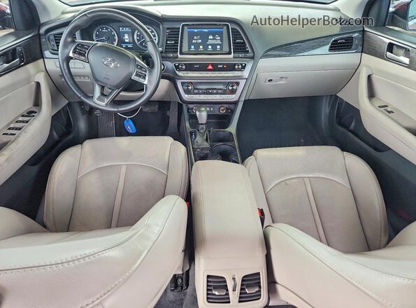5NPE34AF2JH619548 2018 HYUNDAI SONATA Red Widok deski rozdzielczej