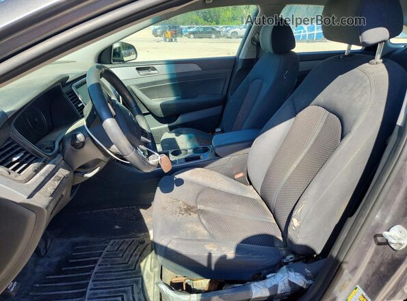 5NPE34AF2JH643624 2018 HYUNDAI SONATA Серый Вид салона спереди
