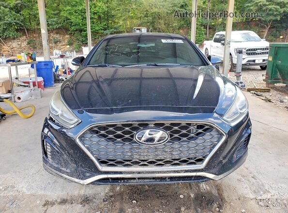 5NPE34AF2JH689616 2018 HYUNDAI SONATA Black Widok z przodu