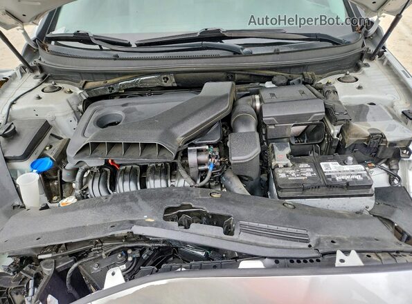 5NPE34AF2KH805799 2019 HYUNDAI SONATA Silver Widok wnętrza z tyłu