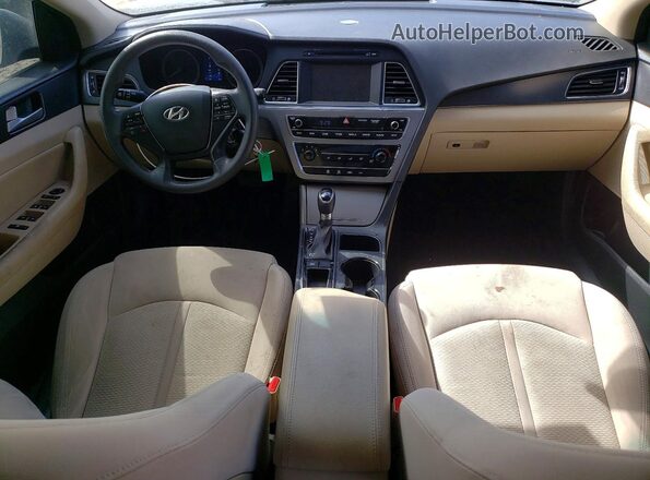 5NPE34AF3HH475485 2017 HYUNDAI SONATA Gray Widok deski rozdzielczej