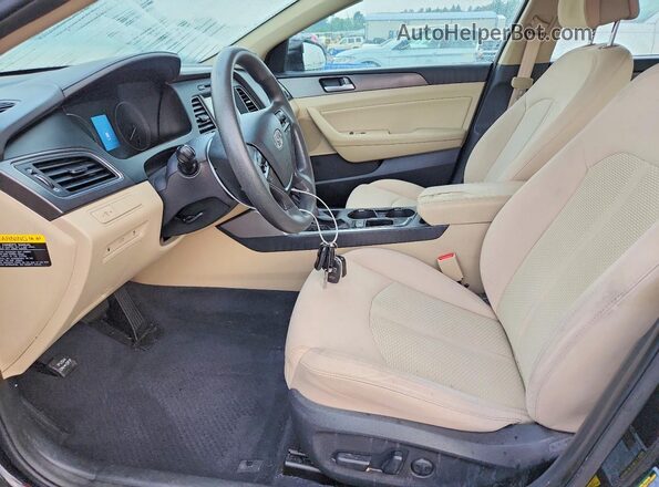 5NPE34AF4GH312634 2016 HYUNDAI SONATA Black Front interior view