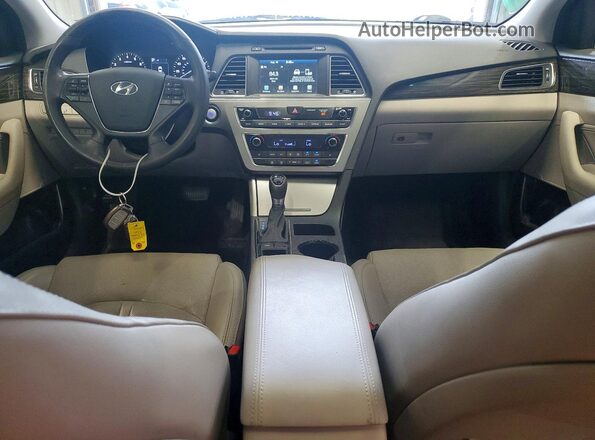 5NPE34AF4HH463328 2017 HYUNDAI SONATA Silver Dashboard view