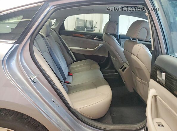 5NPE34AF4HH463328 2017 HYUNDAI SONATA Silver Rear seats view