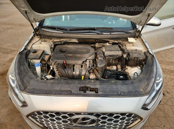 5NPE34AF4JH716900 2018 HYUNDAI SONATA Silver Vista interior trasera