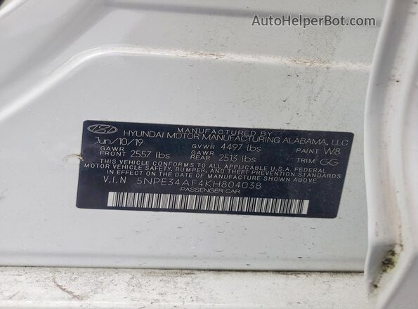 5NPE34AF4KH804038 2019 HYUNDAI SONATA White VIN կոդի պիտակի տեսք