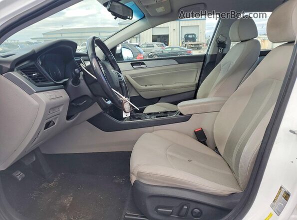 5NPE34AFXKH768212 2019 HYUNDAI SONATA White Widok wnętrza z przodu
