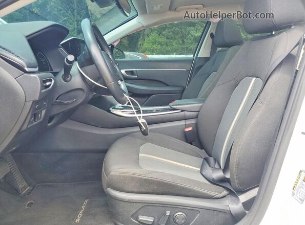 5NPEF4JA9MH123047 2021 HYUNDAI SONATA White Սալոնի դիմացի տեսք