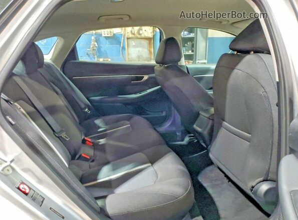 5NPEG4JA3MH076532 2021 HYUNDAI SONATA Silver Հետևի նստատեղերի տեսք