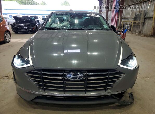 5NPEG4JAXMH110188 2021 HYUNDAI SONATA Gray Widok z przodu