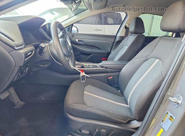 5NPEL4JA9LH045375 2020 HYUNDAI SONATA Серый Вид салона спереди