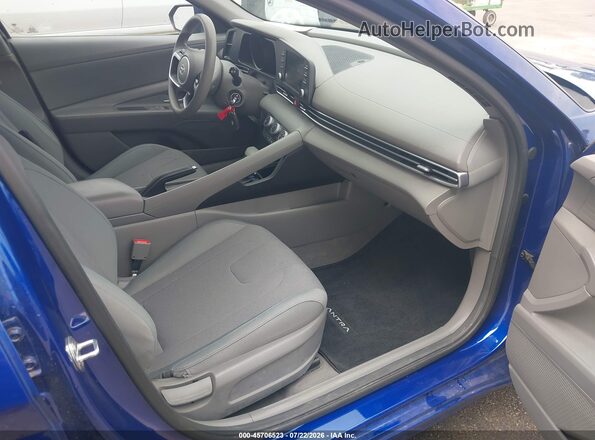 5NPLL4AG0MH047898 2021 HYUNDAI ELANTRA Blue Widok wnętrza z przodu