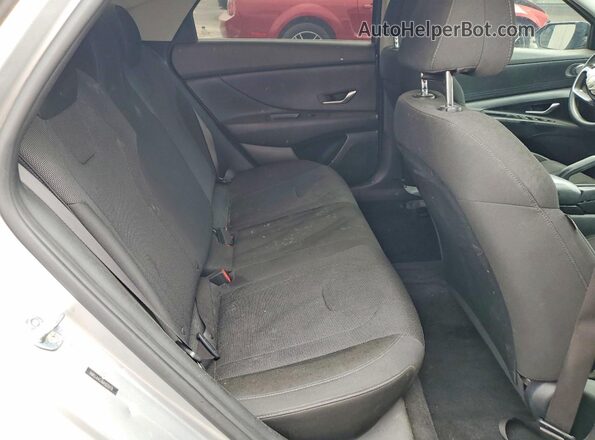 5NPLL4AG1MH025974 2021 HYUNDAI ELANTRA Silver Вид задніх сидінь