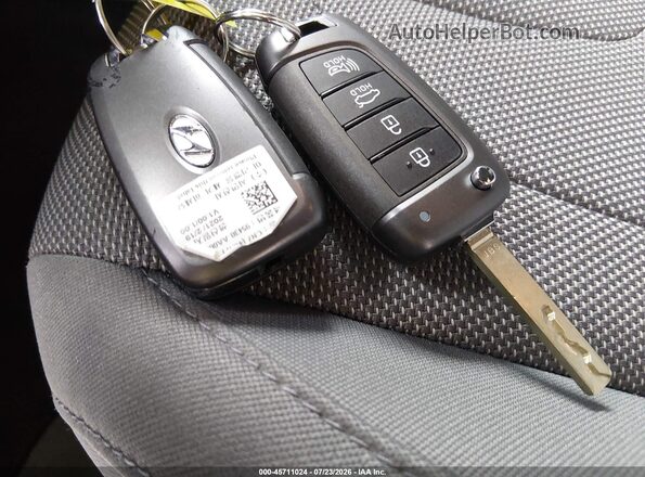 5NPLL4AG1MH048834 2021 HYUNDAI ELANTRA Gray წინა პანელის ხედი
