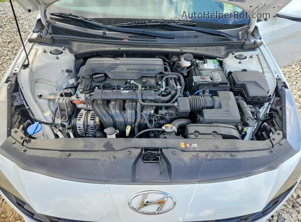 5NPLL4AG2MH014403 2021 HYUNDAI ELANTRA Белый Вид задней части салона