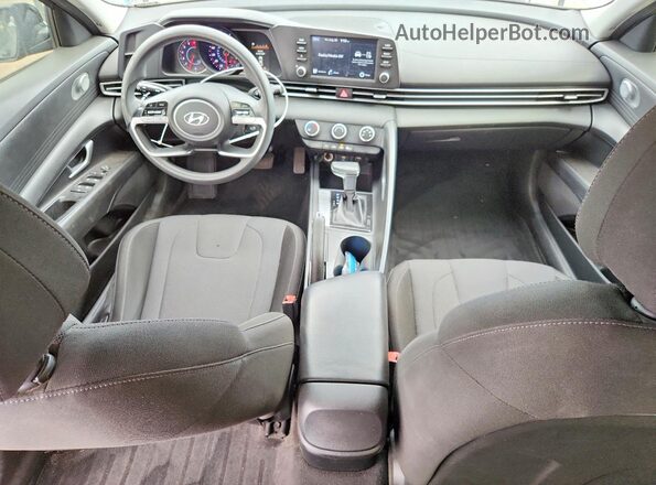 5NPLL4AG3MH013776 2021 HYUNDAI ELANTRA Черный Вид панели приборов