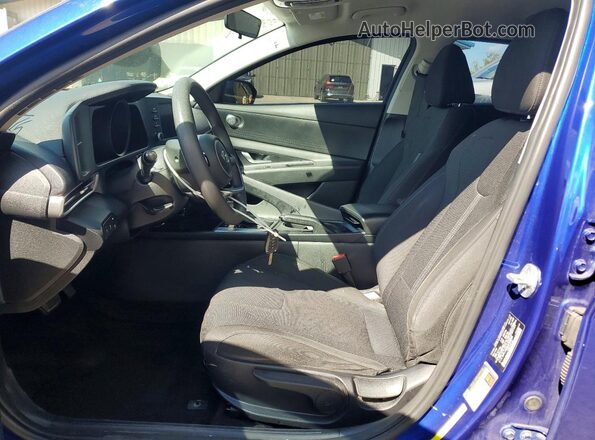 5NPLL4AG6MH020589 2021 HYUNDAI ELANTRA Blue Widok wnętrza z przodu