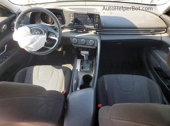 5NPLL4AG6NH075304 2022 HYUNDAI ELANTRA Черный Вид панели приборов