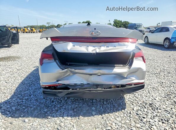5NPLL4AG7MH047543 2021 HYUNDAI ELANTRA Silver უკანა ხედი