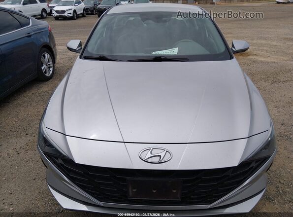 5NPLL4AG9MH050976 2021 HYUNDAI ELANTRA Silver Вид спереду