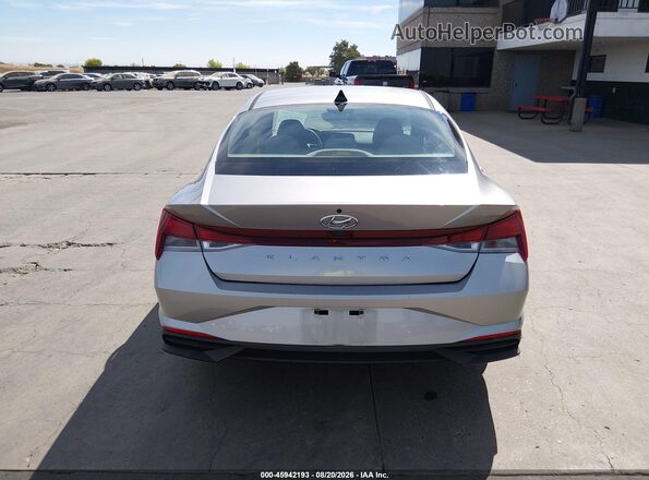 5NPLL4AG9MH050976 2021 HYUNDAI ELANTRA Silver 