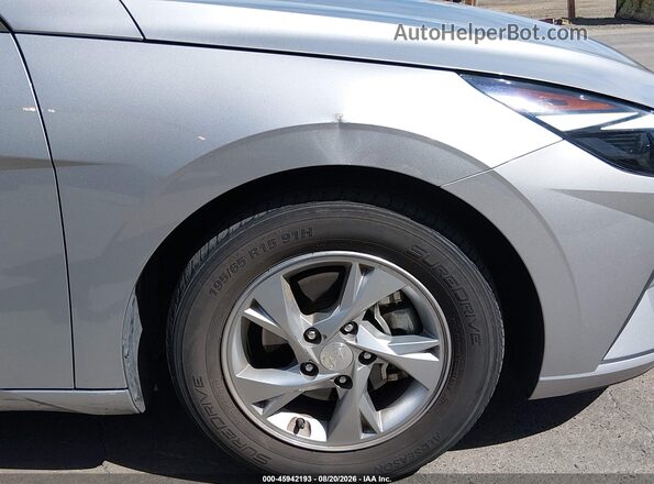 5NPLL4AG9MH050976 2021 HYUNDAI ELANTRA Silver Вид задньої частини салону