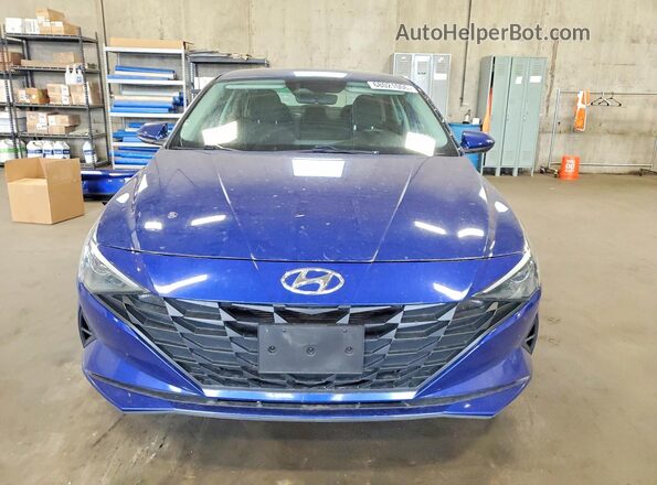 5NPLM4AG3NH071319 2022 HYUNDAI ELANTRA Blue Вид спереду