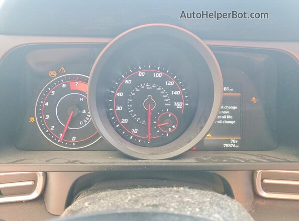 5NPLM4AG3PH102863 2023 HYUNDAI ELANTRA Red Widok zestawu wskaźników